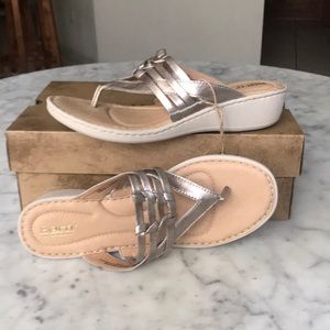 Born Tansey leather sandals